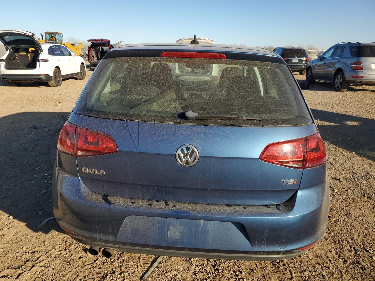 2016 Volkswagen Golf S/Se - Фото 6