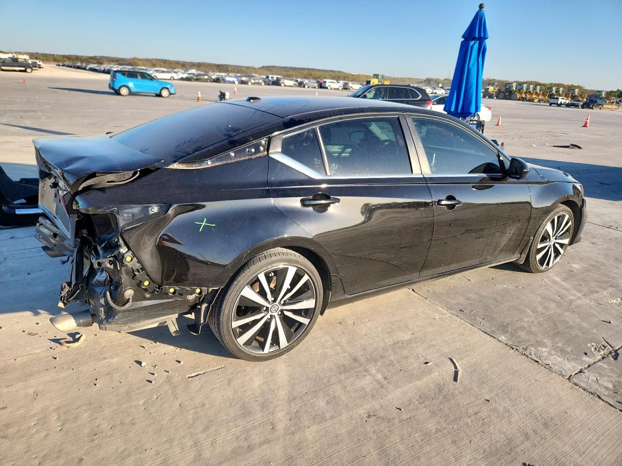 2022 Nissan Altima Sr - Фото 3