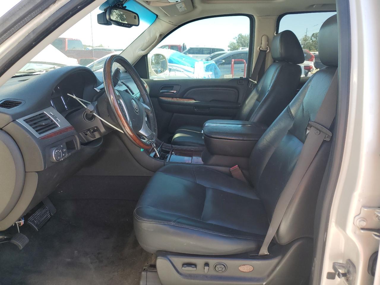 2007 Cadillac Escalade Ext - Image 7