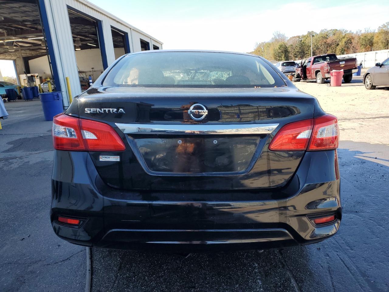 2019 Nissan Sentra S - Image 6