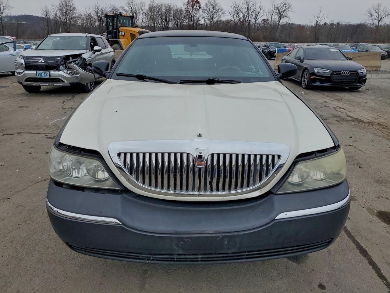 2008 Lincoln Town Car Signature Limited - Фото 5
