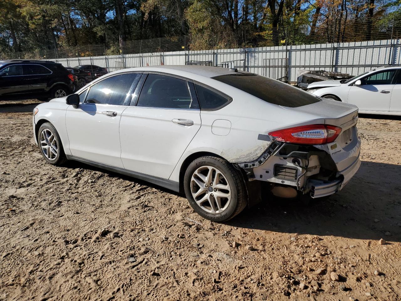 2013 Ford Fusion S - Фото 2