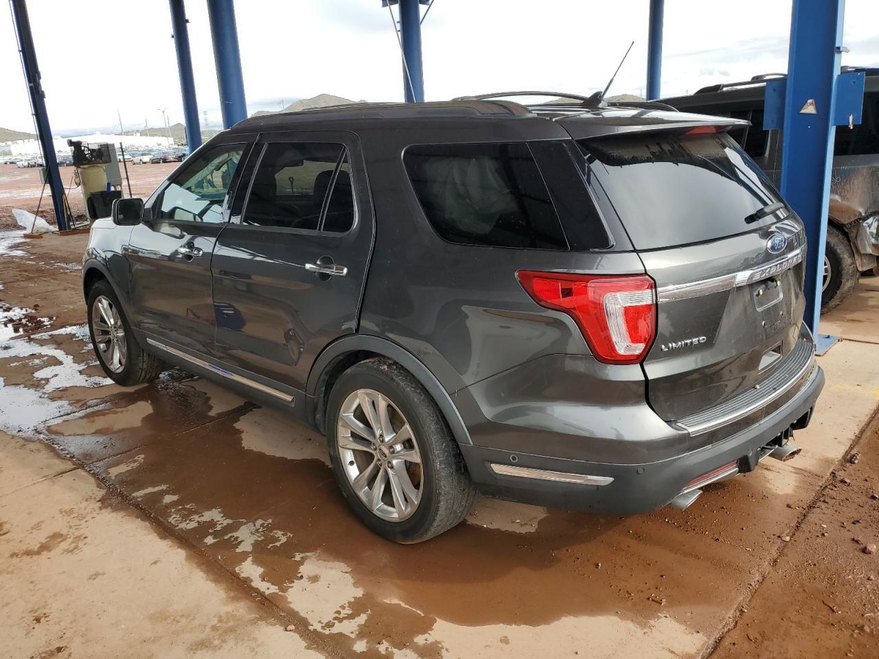 2018 Ford Explorer Limited - Image 2