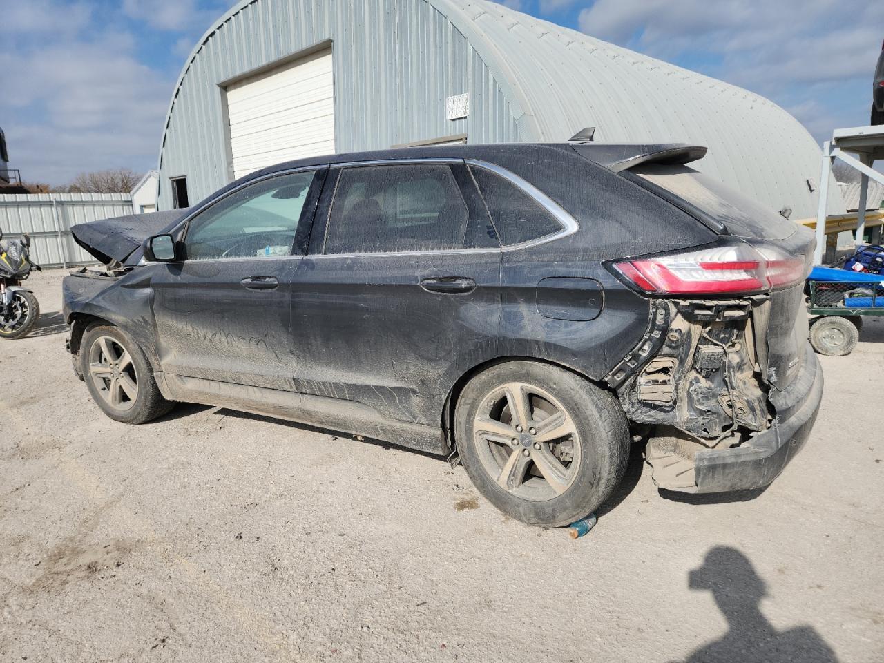 2021 Ford Edge Sel - Фото 2