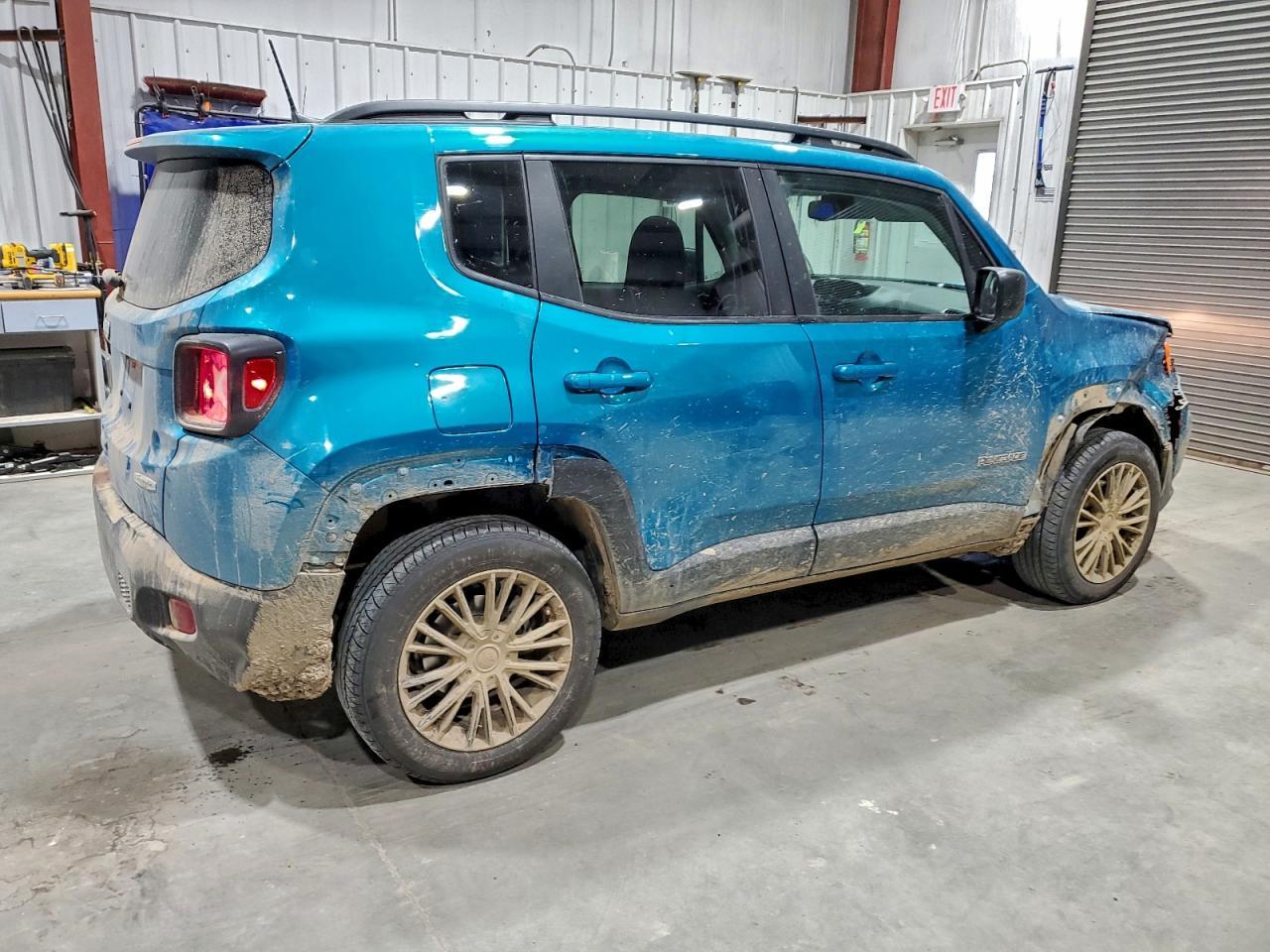 2022 Jeep Renegade Latitude - Image 3