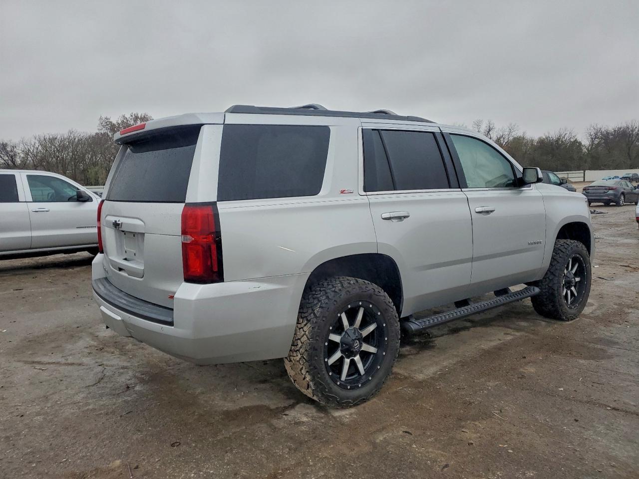 2017 Chevrolet Tahoe K1500 Lt - Фото 3