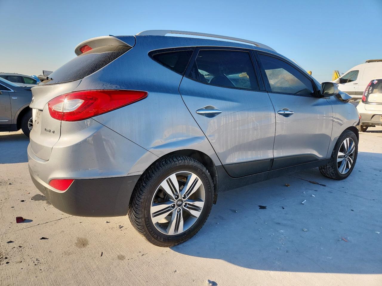 2015 Hyundai Tucson Limited - Image 3