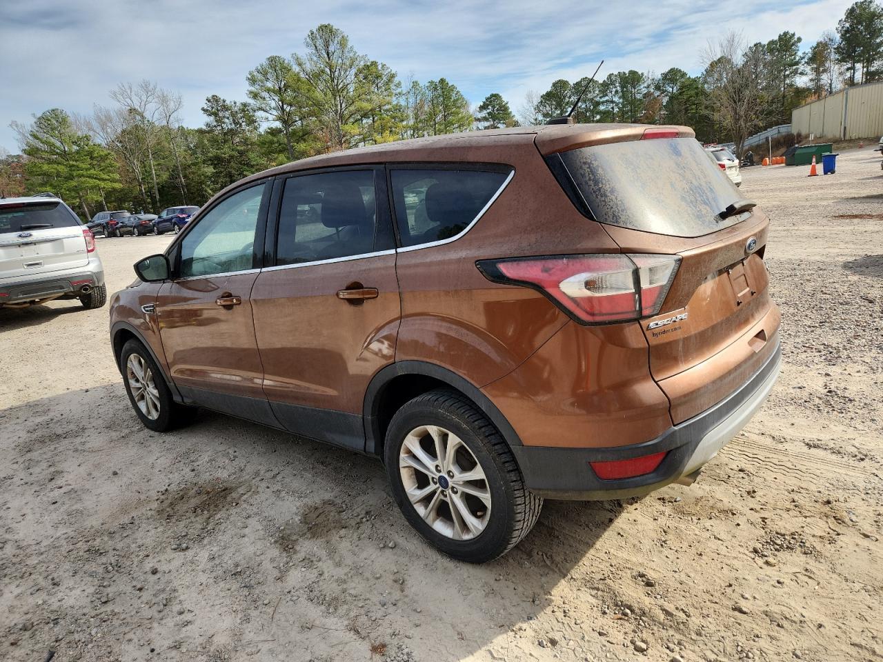 2017 Ford Escape Se - Фото 2