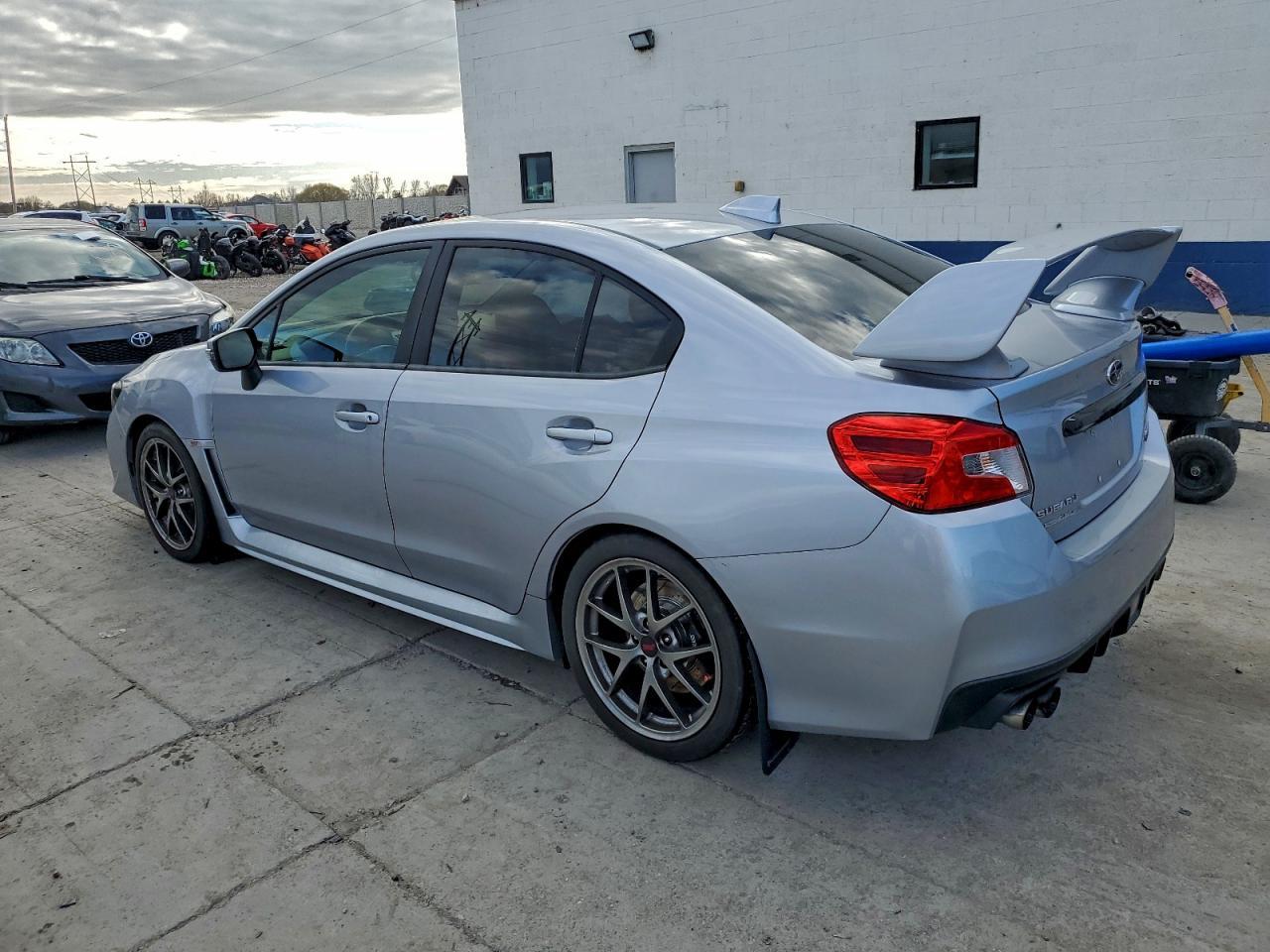 2017 Subaru Wrx Sti Limited - Фото 2