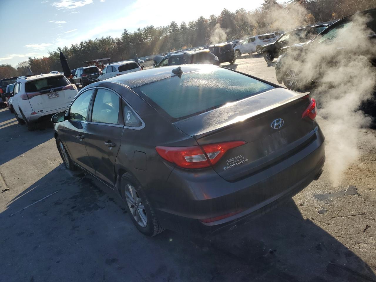 2015 Hyundai Sonata Se - Image 2