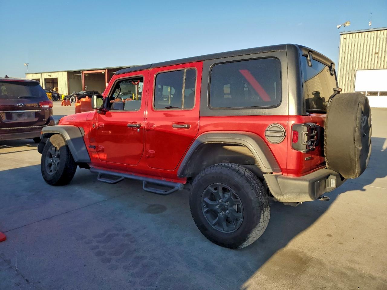 2022 Jeep Wrangler Unlimited Sport - Фото 2