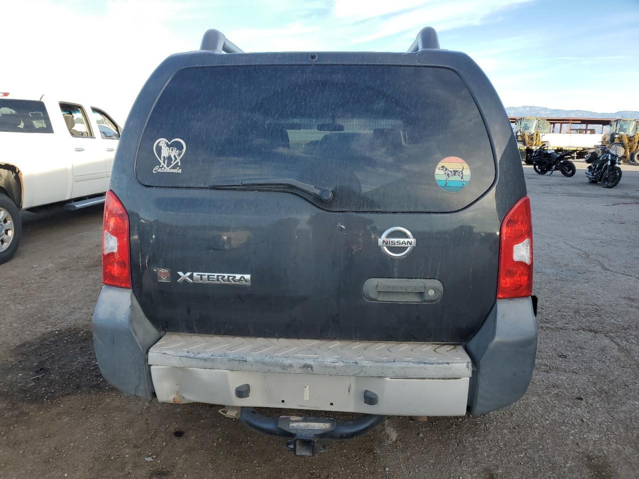 2011 Nissan Xterra Off Road - Image 6