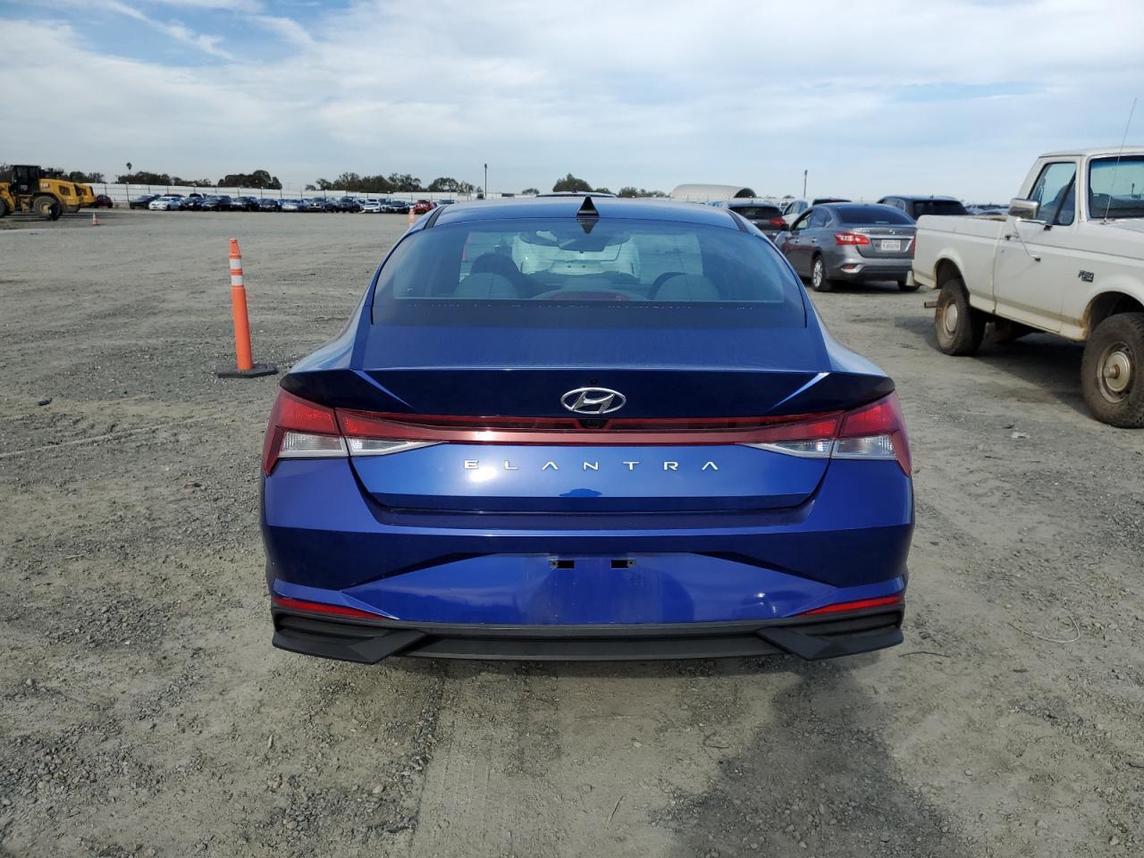 2022 Hyundai Elantra Sel - Фото 6