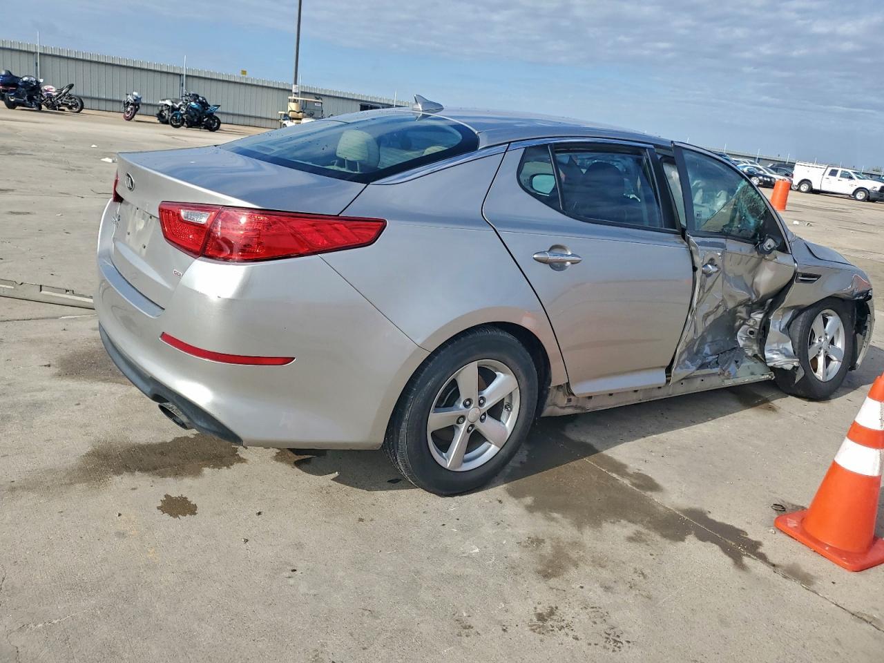 2015 Kia Optima Lx - Image 3