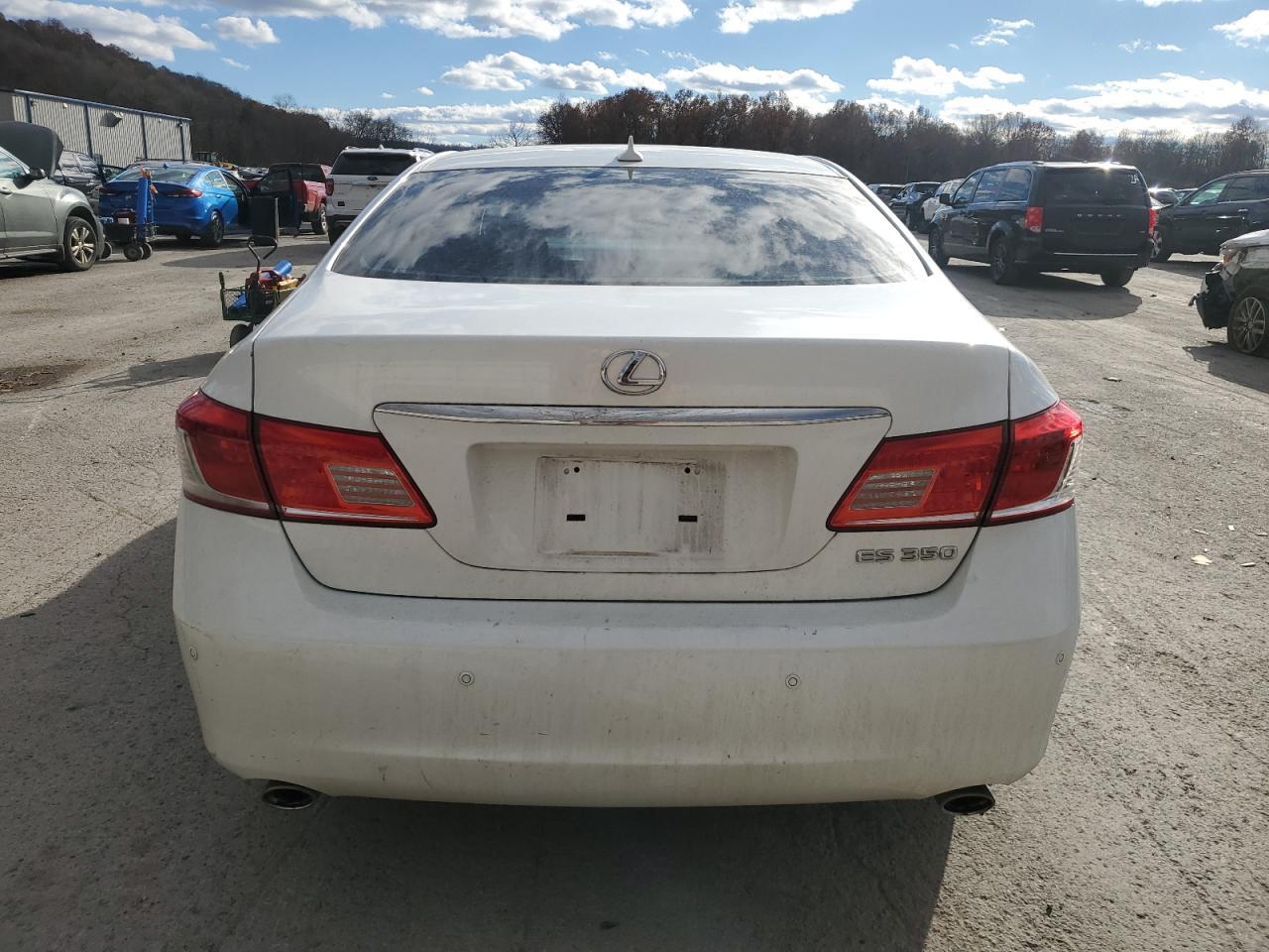 2011 Lexus Es 350 - Image 6