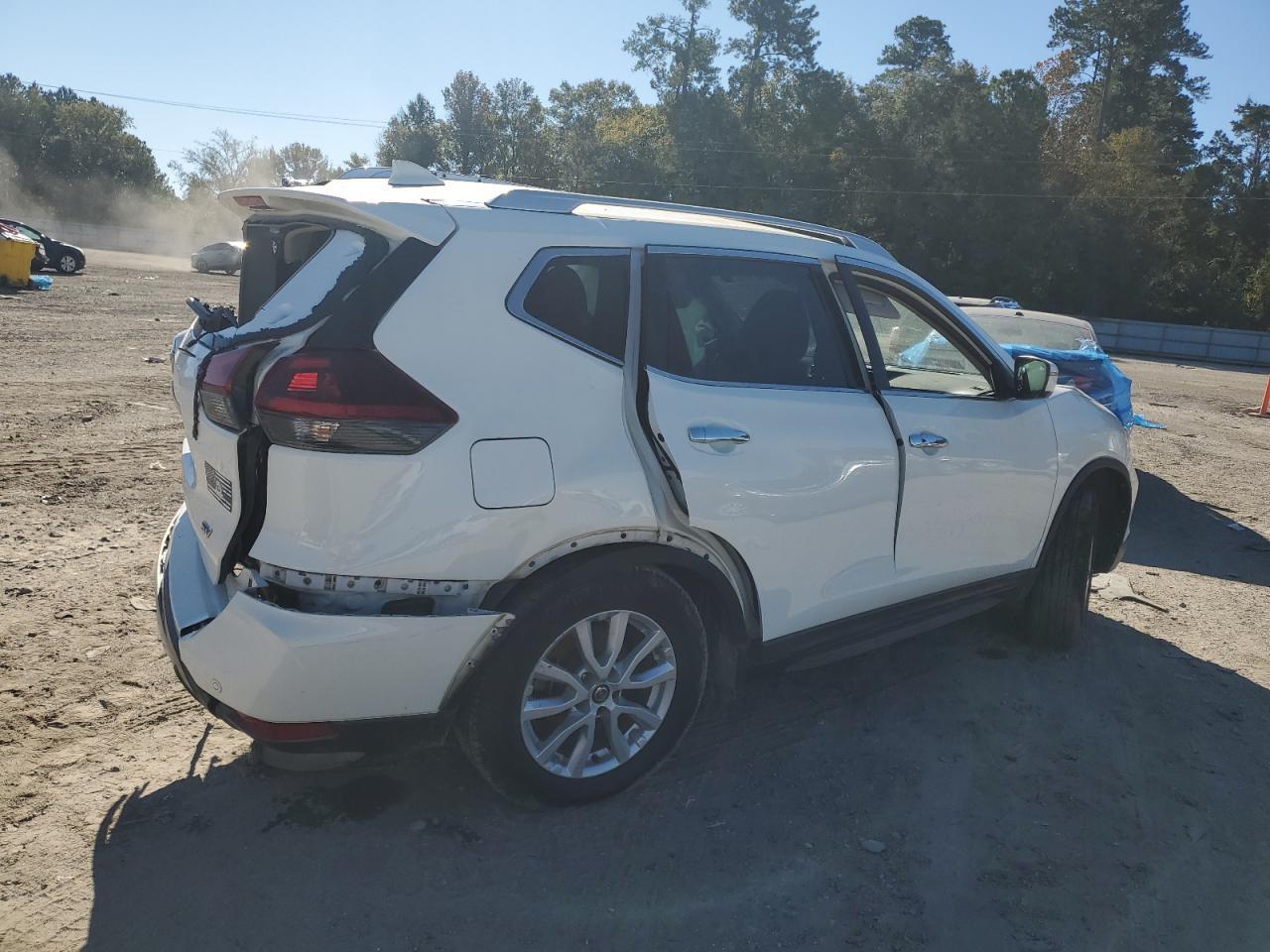 2019 Nissan Rogue S - Фото 3