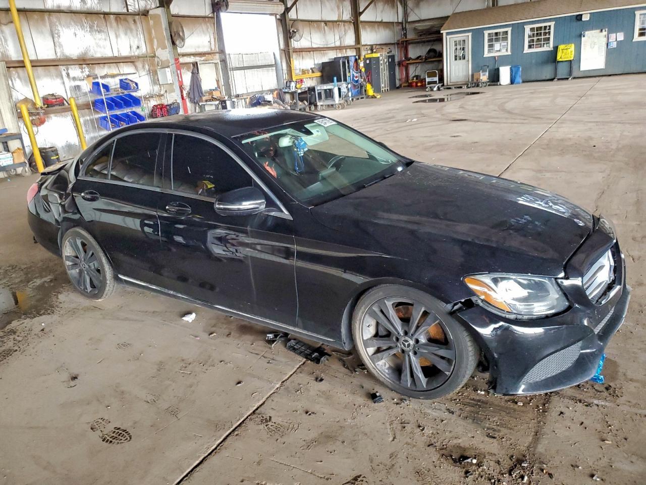 2017 Mercedes-Benz C 300 - Image 4
