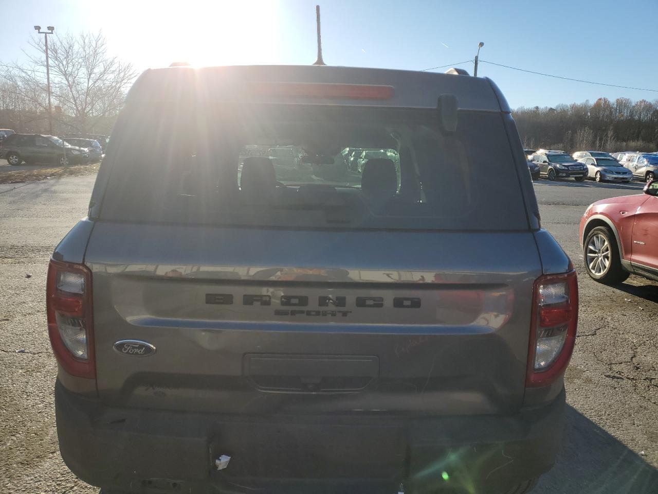 2022 Ford Bronco Sport - Image 6