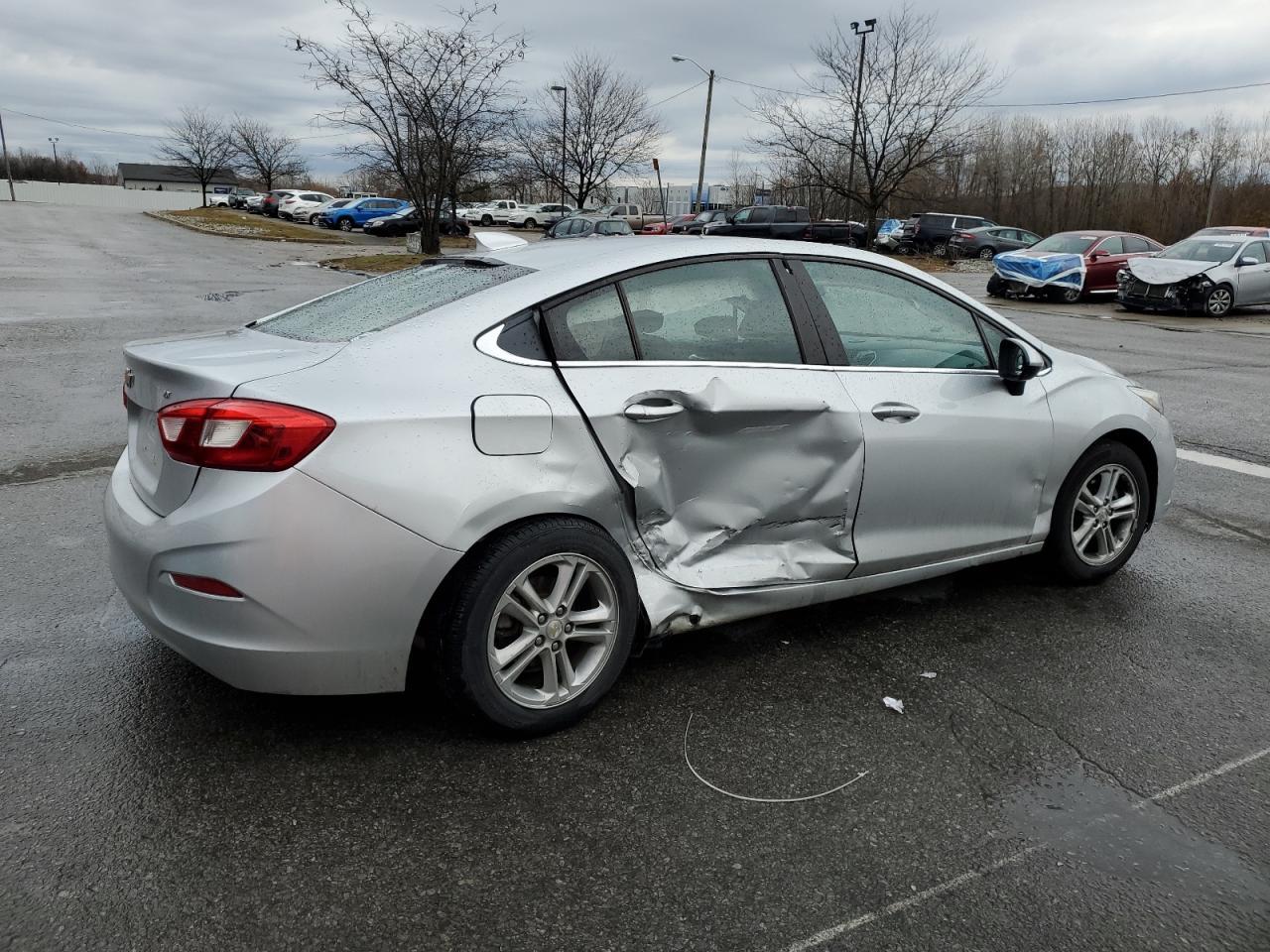2017 Chevrolet Cruze Lt - Фото 3
