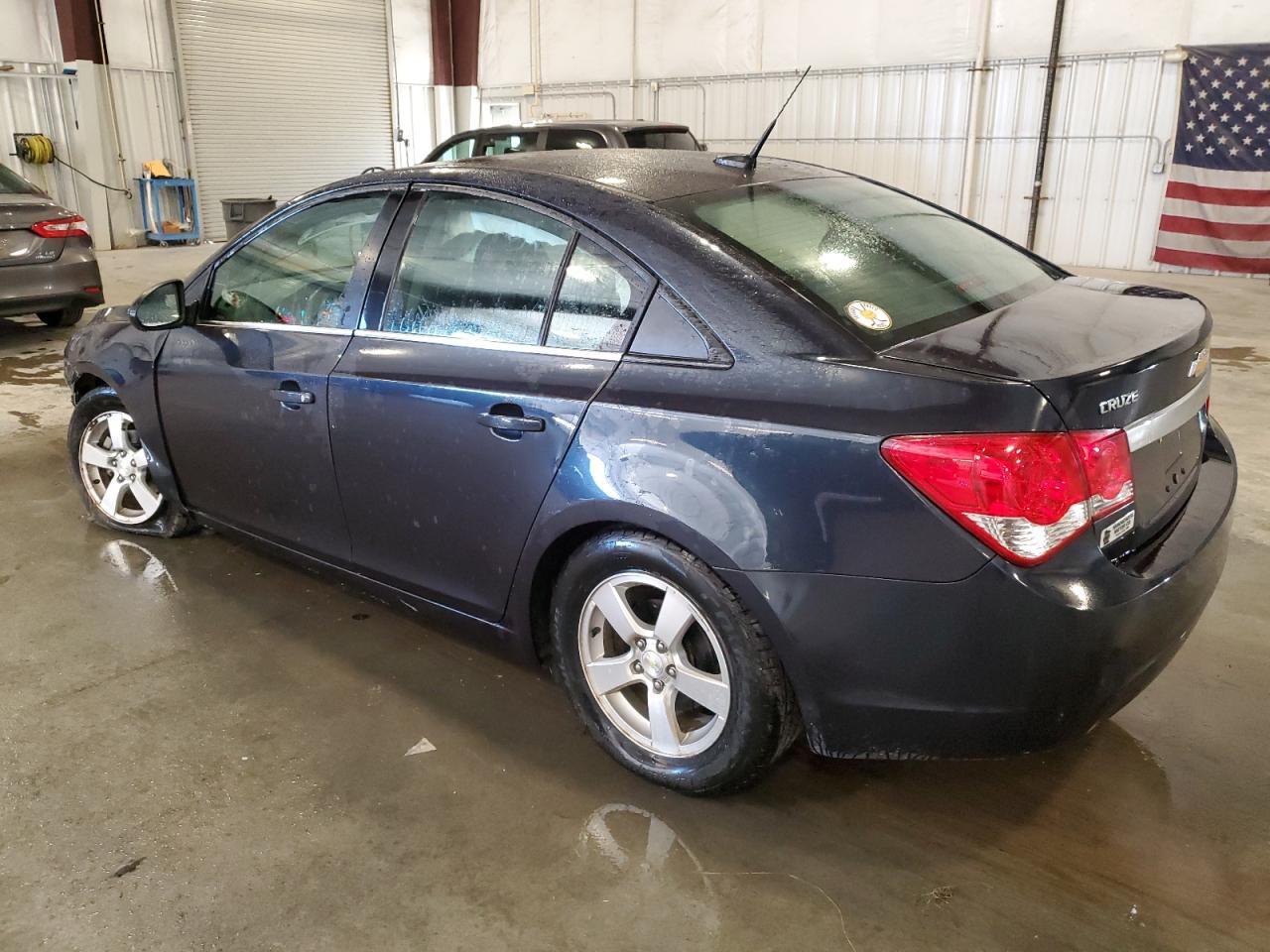 2014 Chevrolet Cruze Lt - Image 2