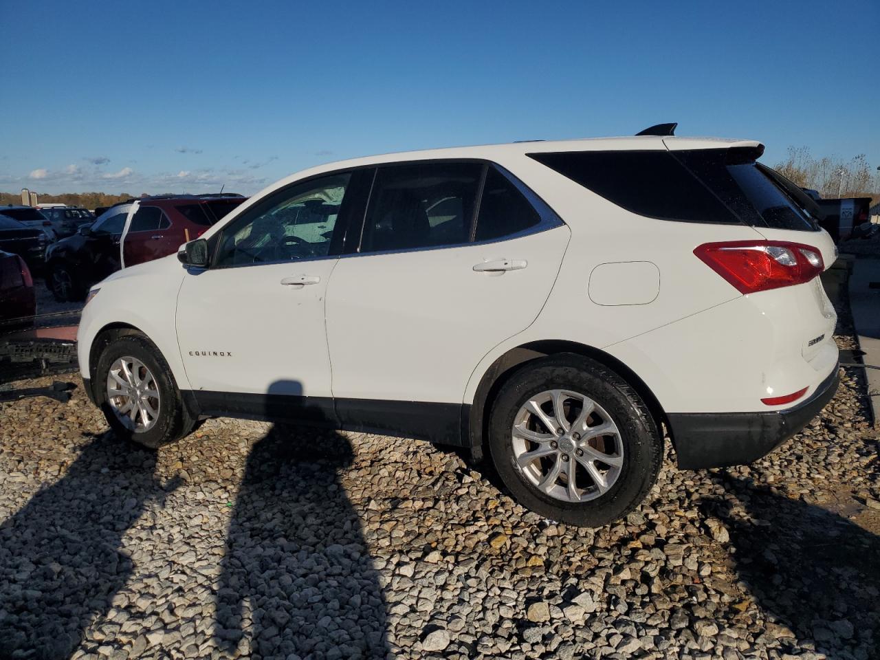 2019 Chevrolet Equinox Lt - Image 2