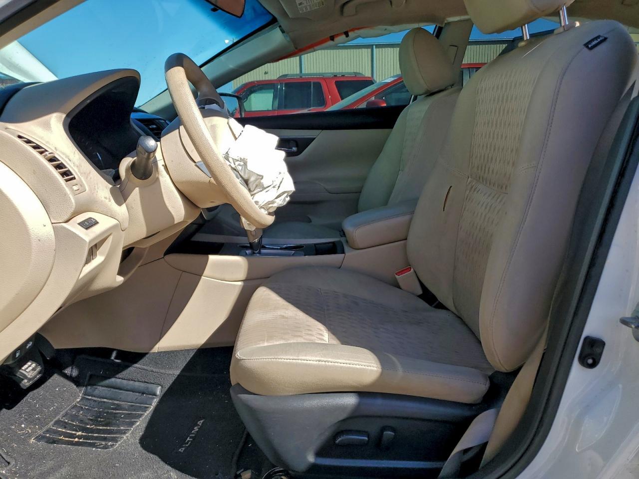 2017 Nissan Altima 2.5 - Image 7