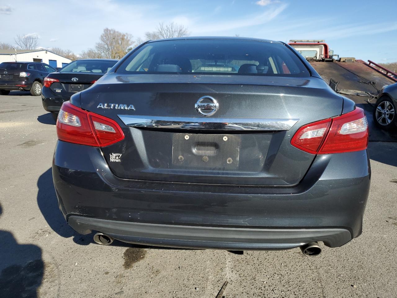 2018 Nissan Altima 2.5 - Image 6