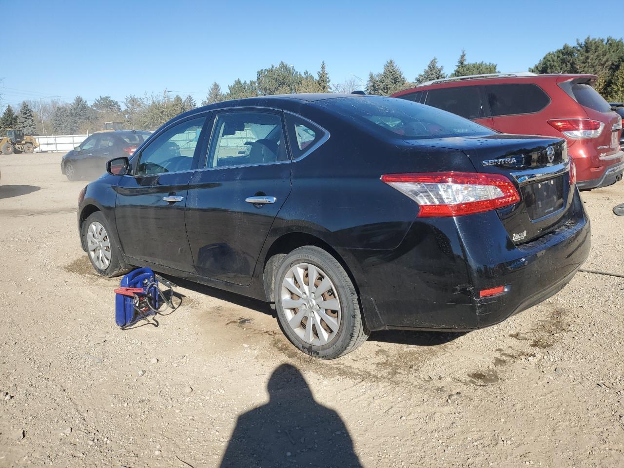 2015 Nissan Sentra S - Фото 2