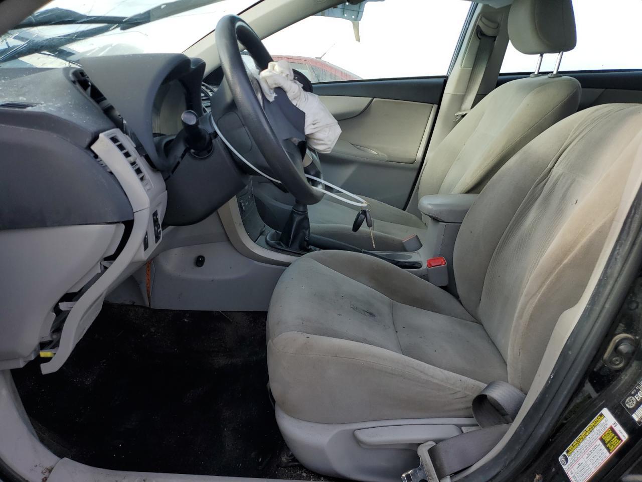 2013 Toyota Corolla Base - Фото 7