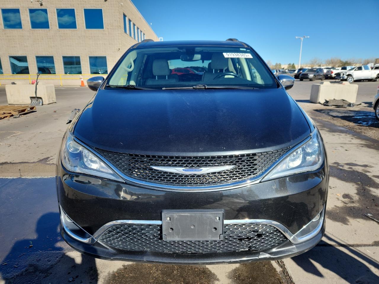 2020 Chrysler Pacifica Limited - Image 5