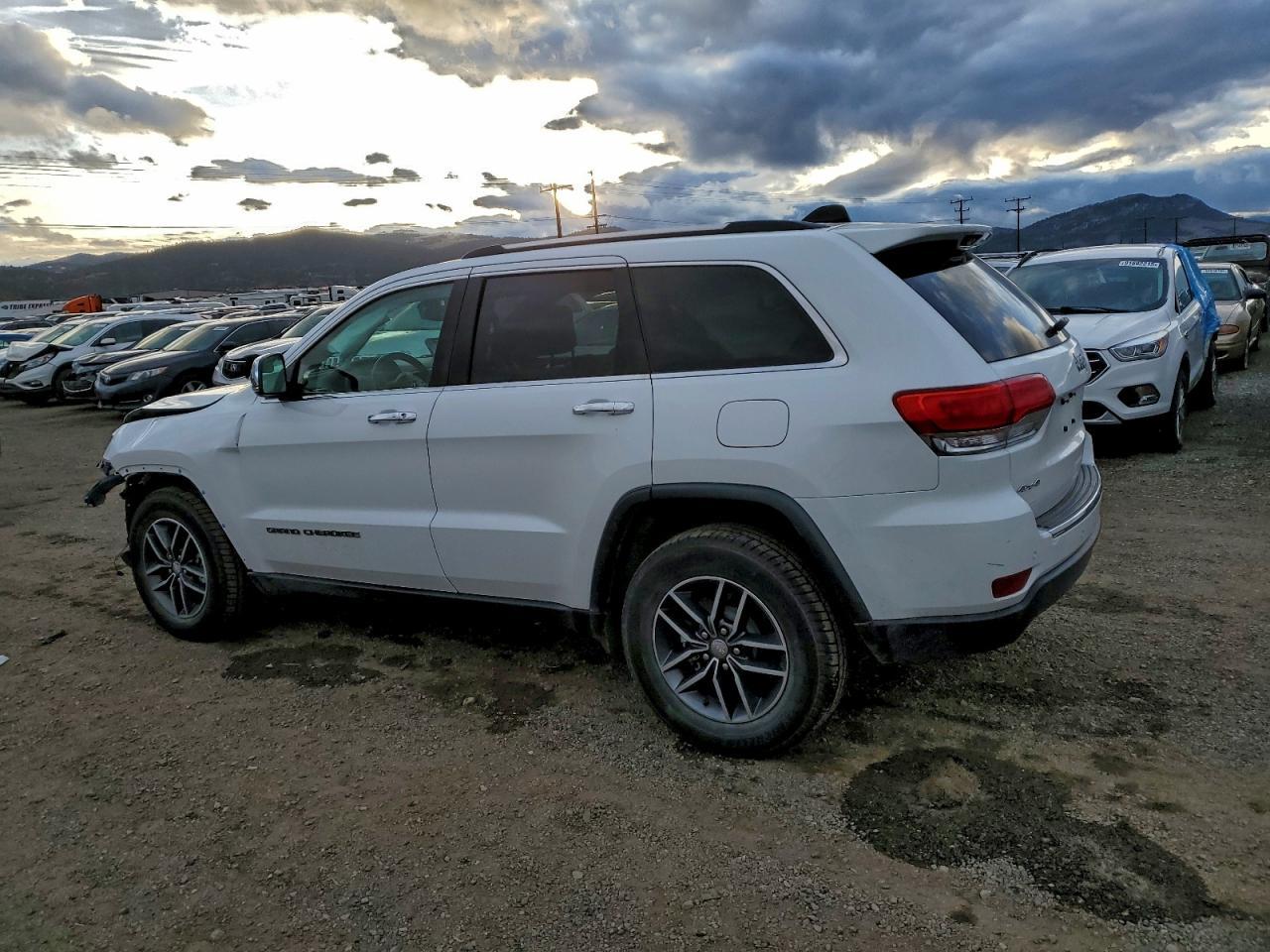 2017 Jeep Grand Cherokee Limited - Фото 2