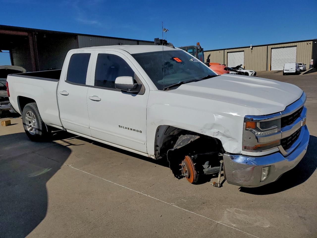 2017 Chevrolet Silverado C1500 Lt - Фото 4