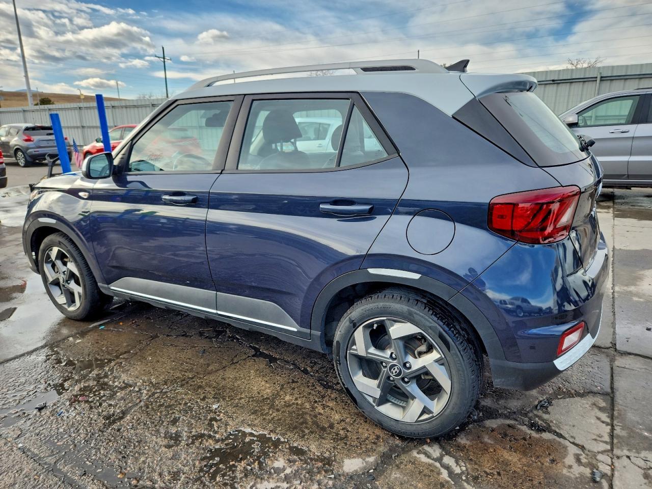 2022 Hyundai Venue Sel - Фото 2