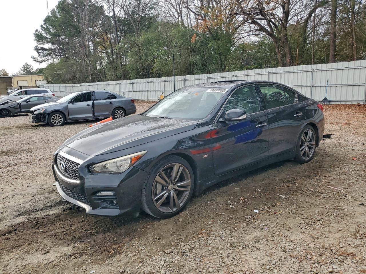 2017 Infiniti Q50 Premium