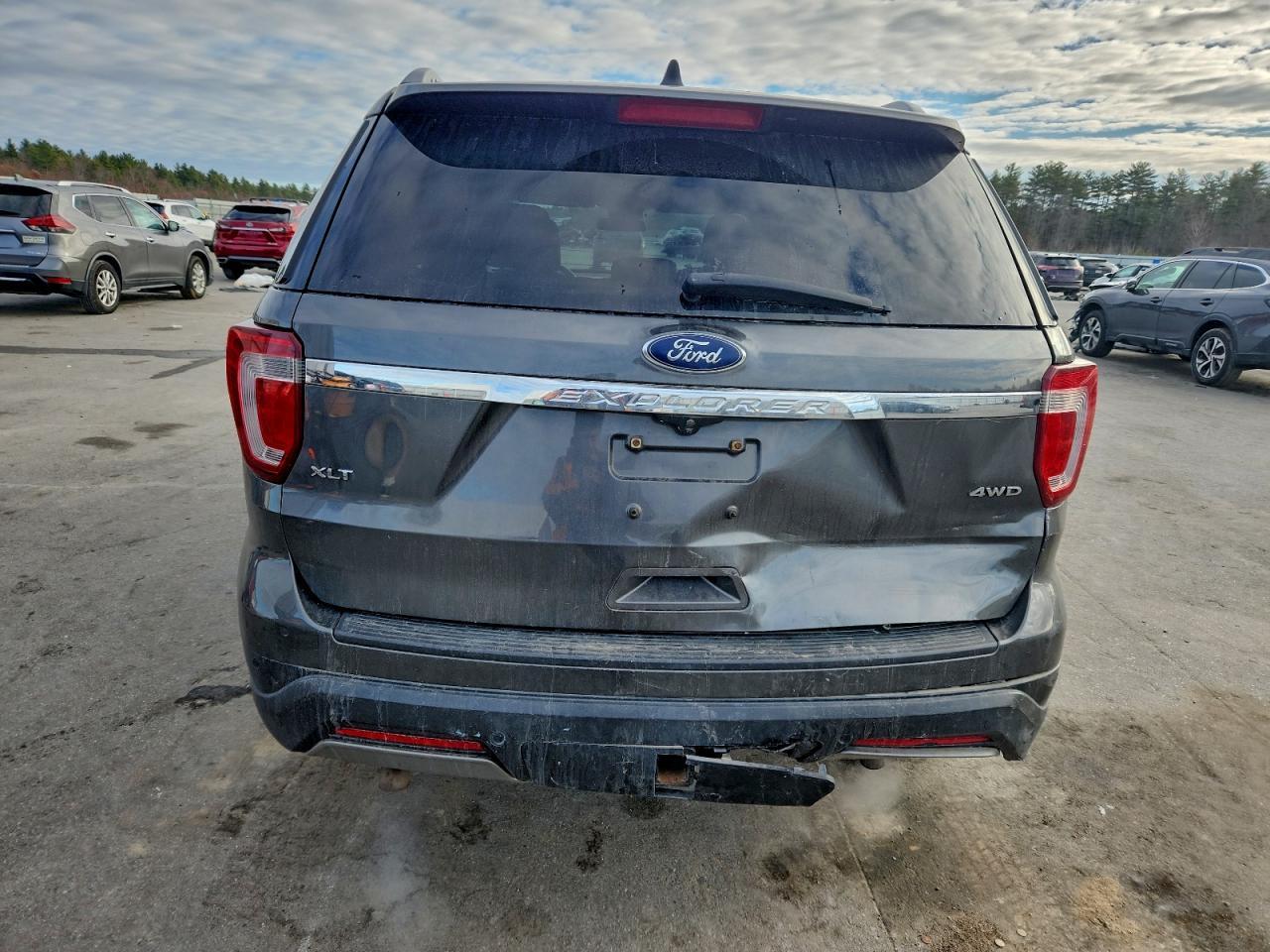 2019 Ford Explorer Xlt - Image 6