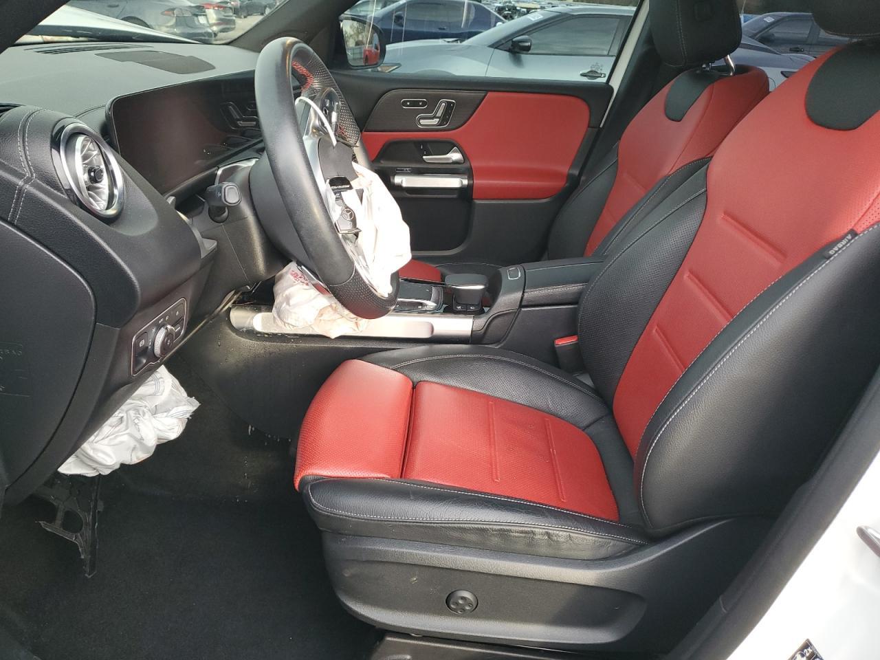 2022 Mercedes-Benz Glb Amg 35 4Matic - Фото 7