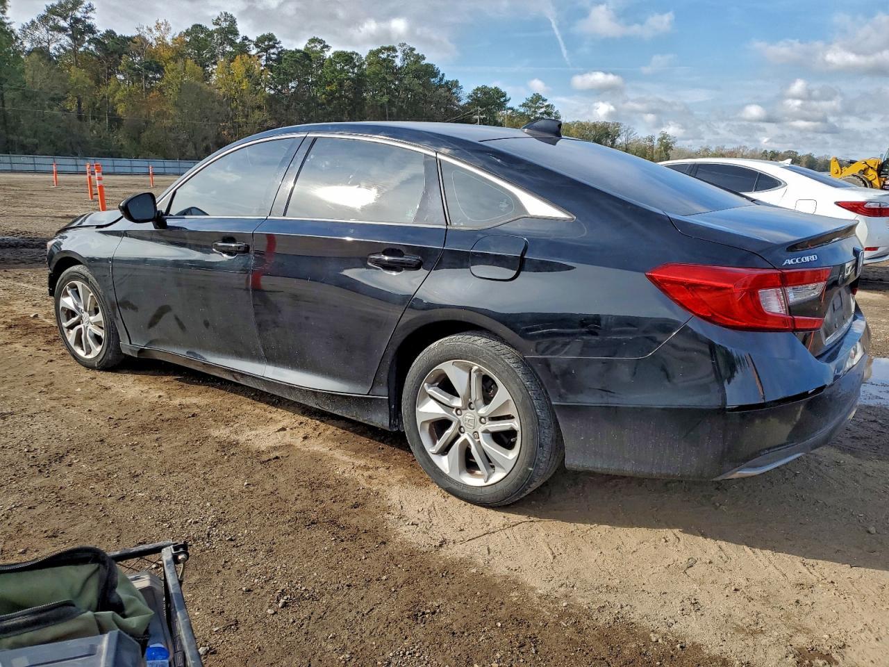 2020 Honda Accord Lx - Фото 2