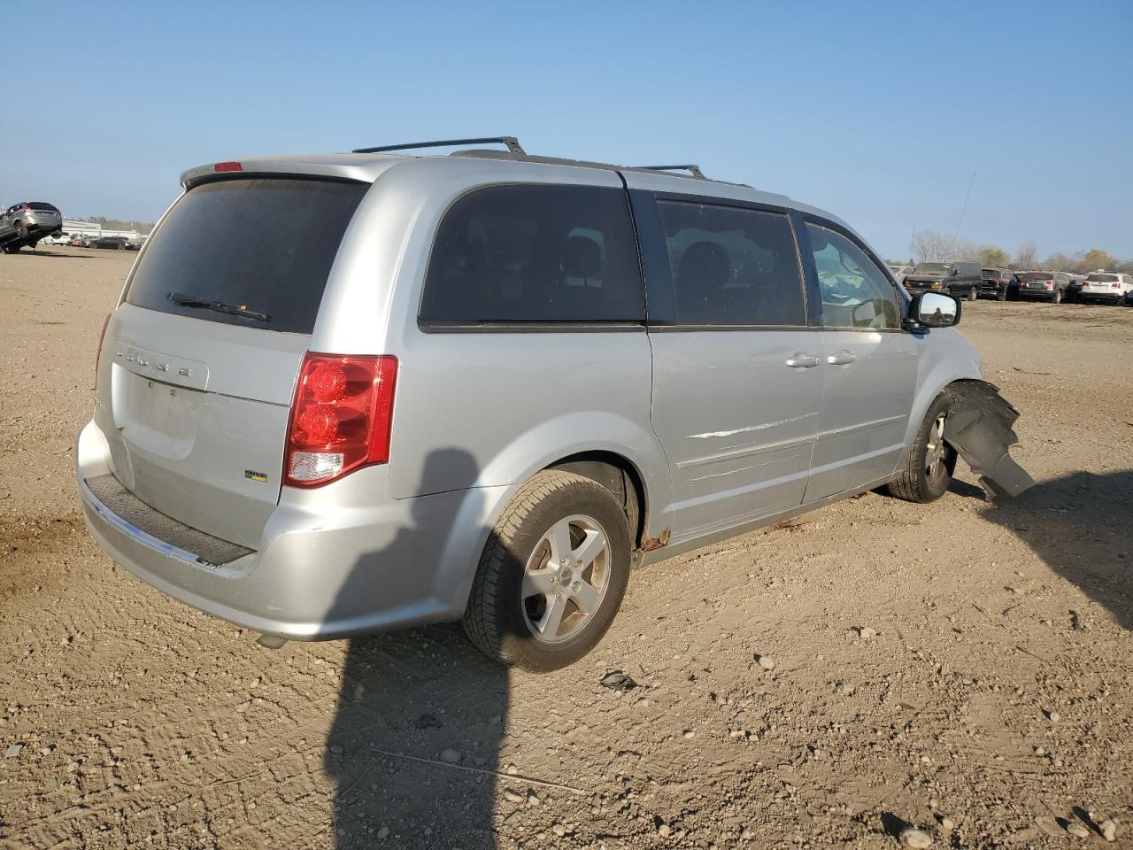 2012 Dodge Grand Caravan Sxt - Image 3