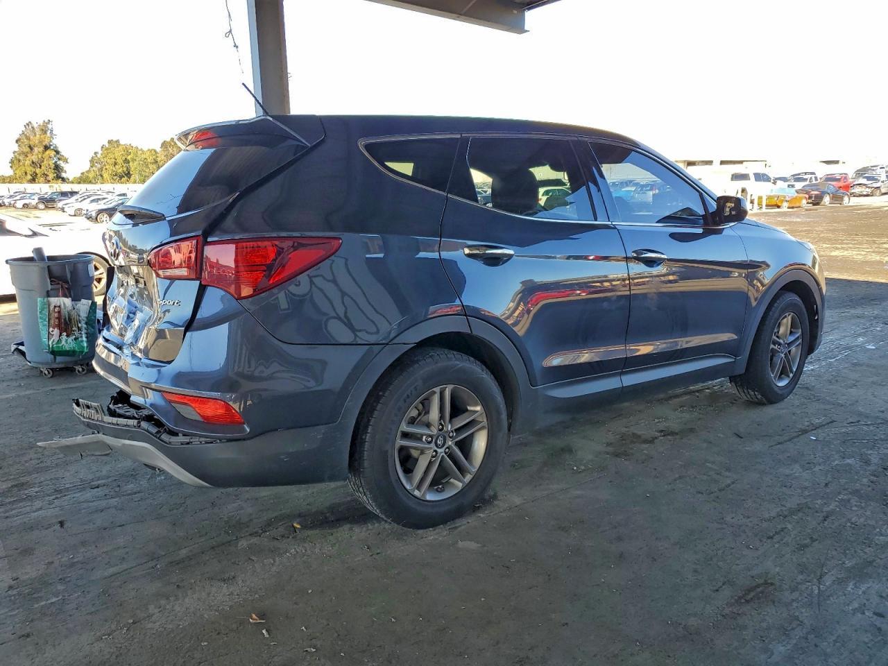 2018 Hyundai Santa Fe Sport - Фото 3