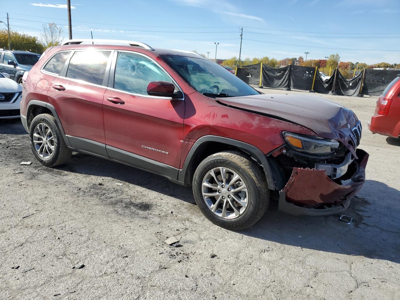 2019 Jeep Cherokee Latitude Plus - Image 4
