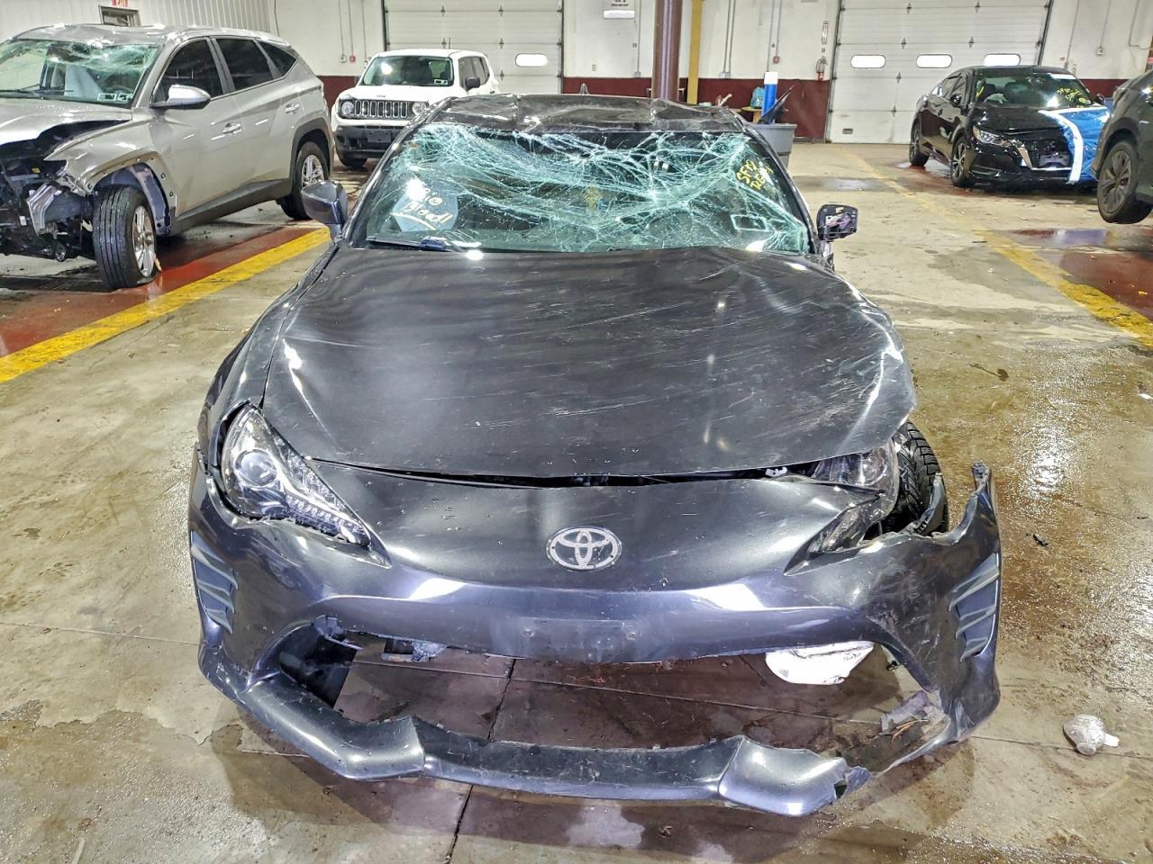 2017 Toyota 86 Base - Фото 5