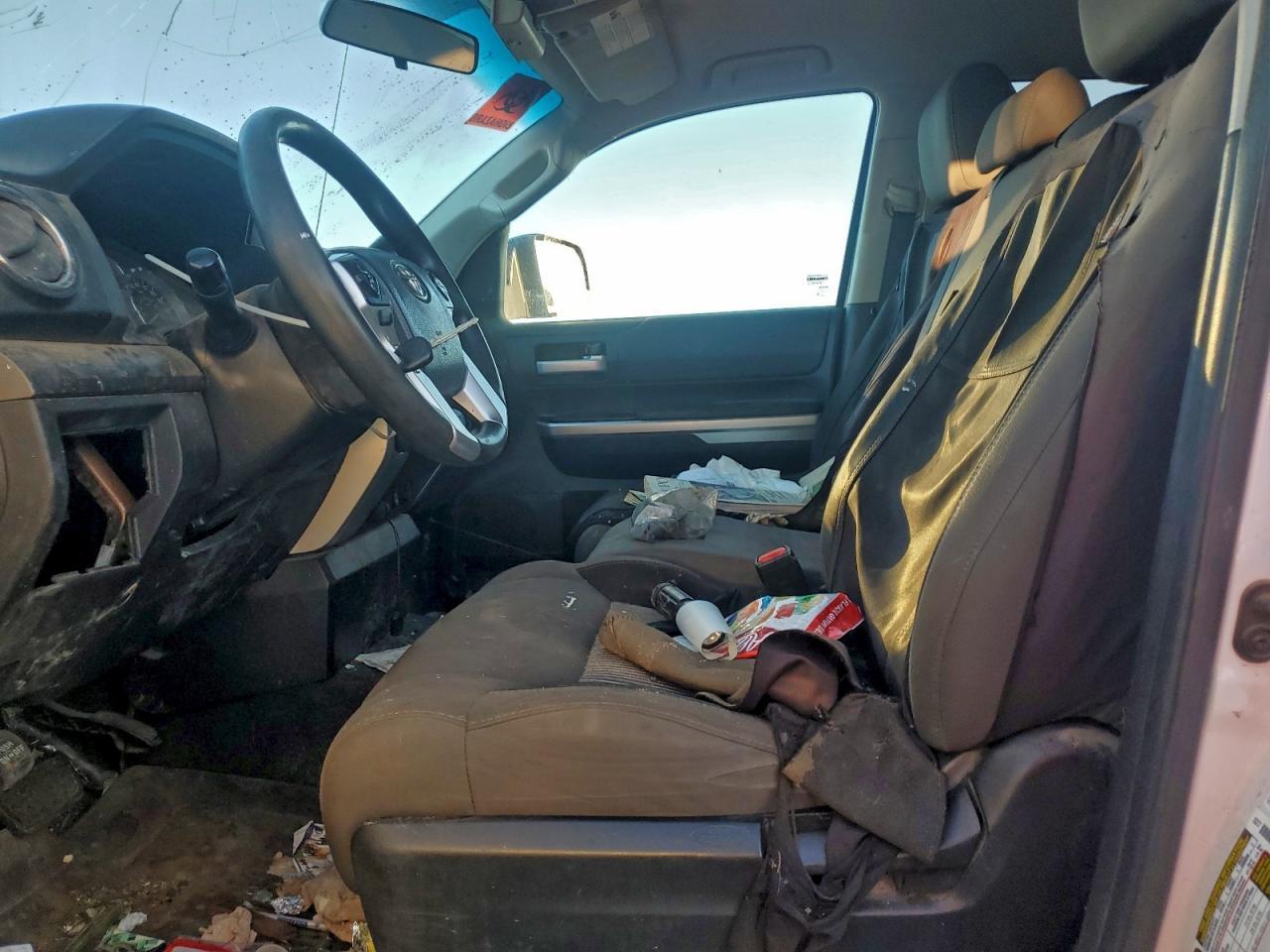 2017 Toyota Tundra Double Cab Sr - Image 7