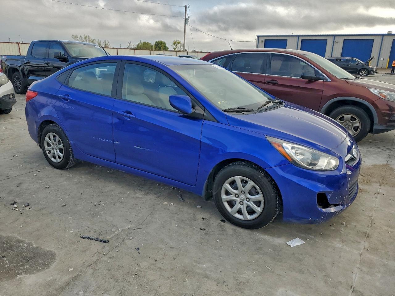 2012 Hyundai Accent - Фото 4