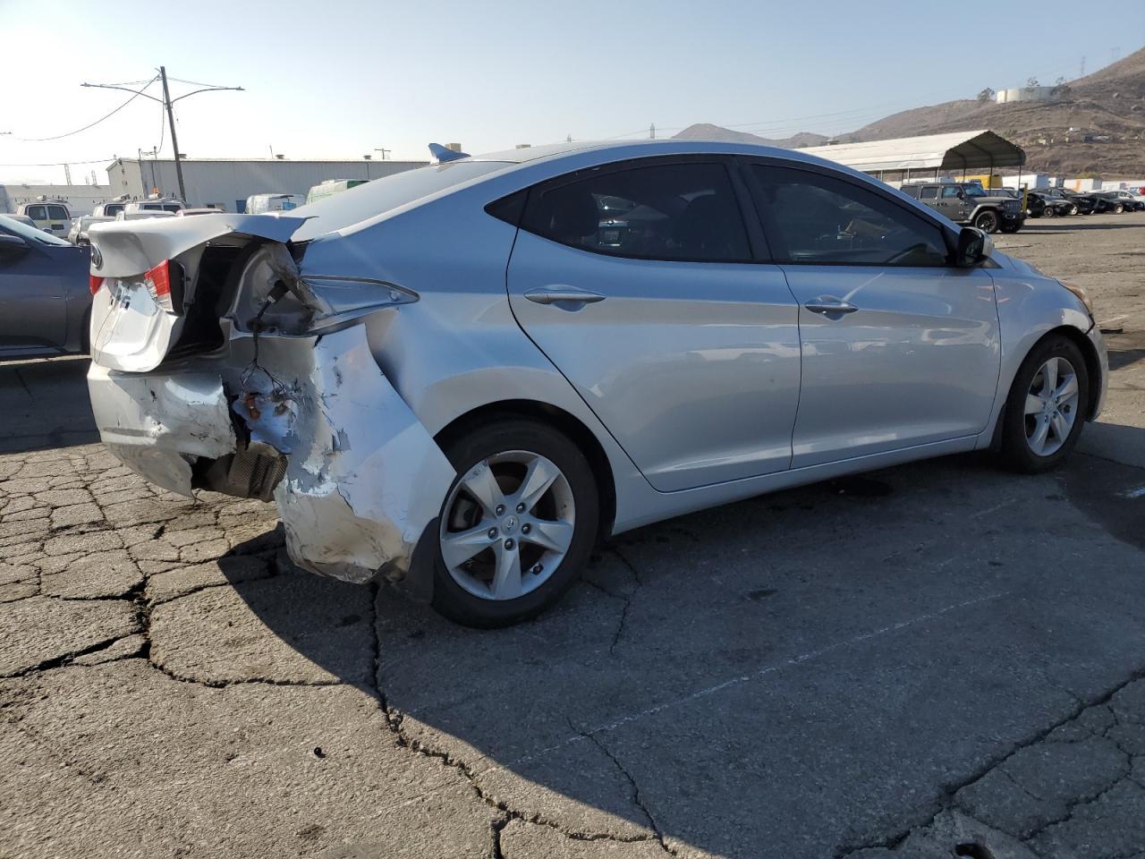 2013 Hyundai Elantra Gls - Фото 3