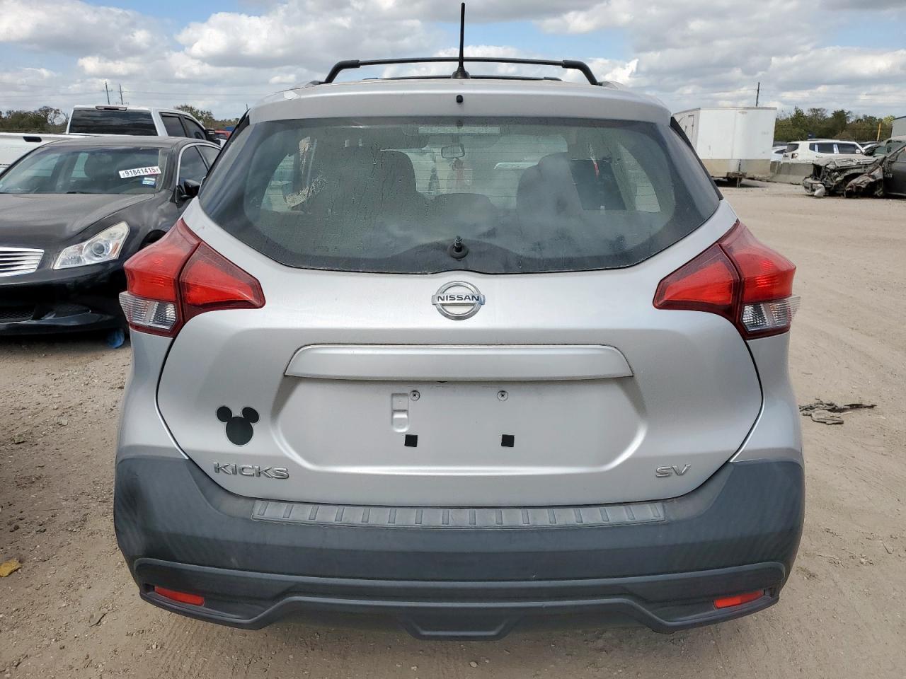 2019 Nissan Kicks S - Фото 6