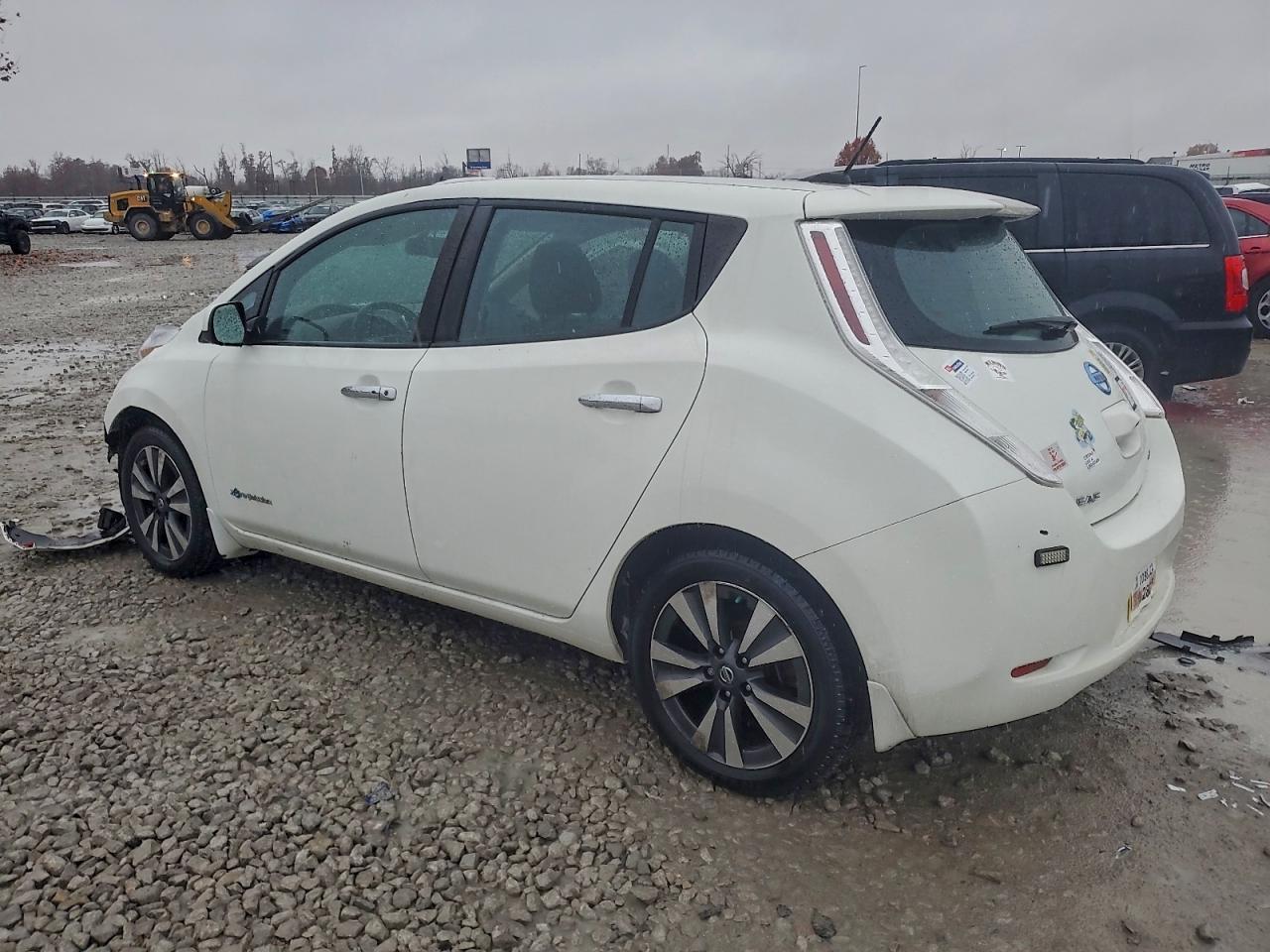 2016 Nissan Leaf Sv - Image 2