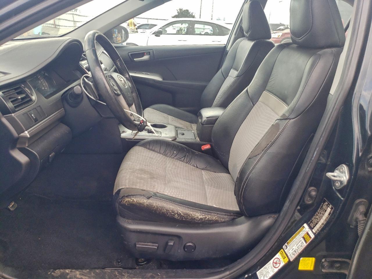 2012 Toyota Camry - Image 7