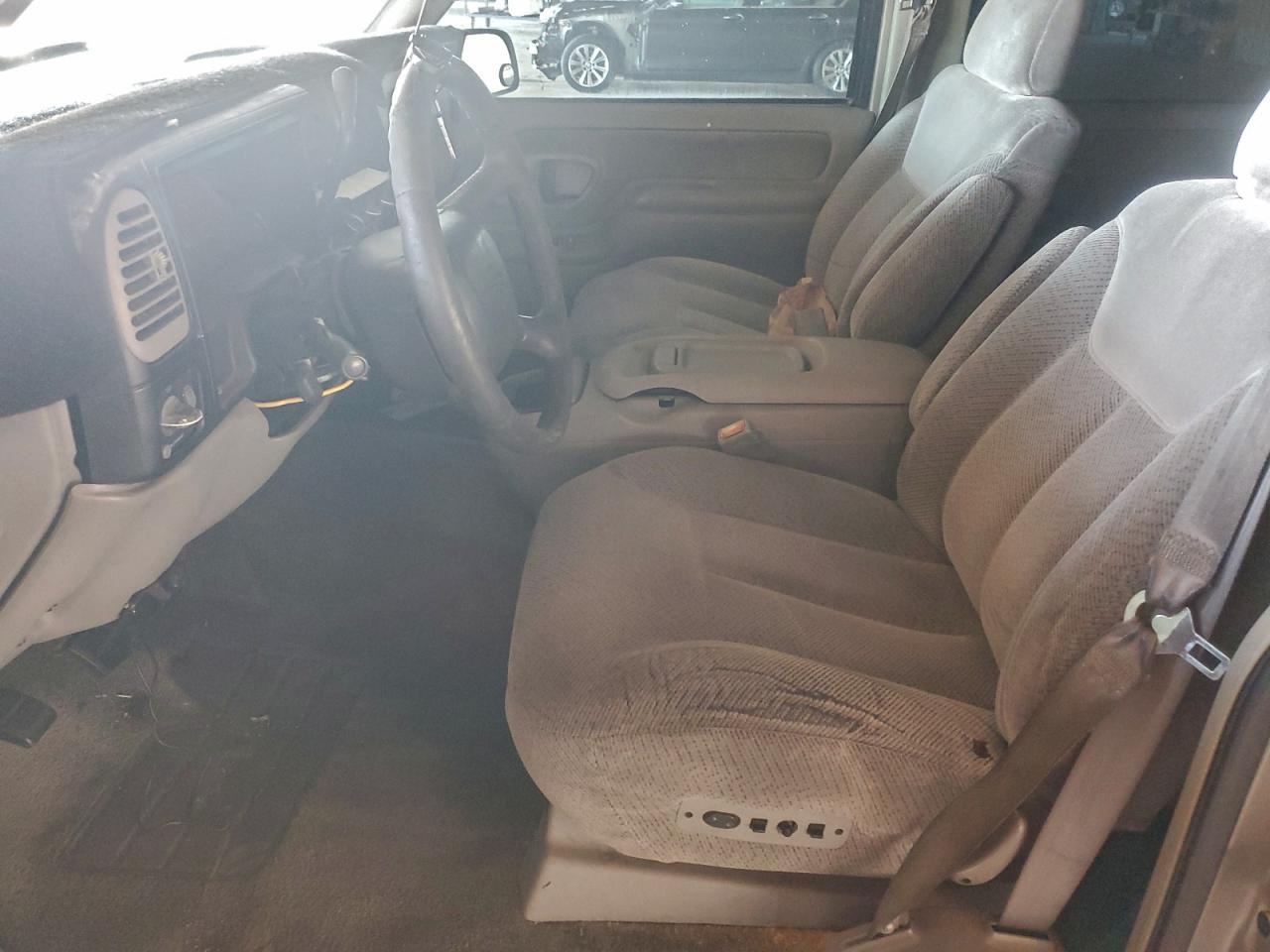 1999 Chevrolet Tahoe C1500 - Image 7
