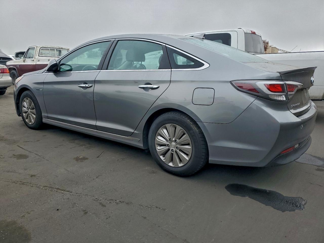 2017 Hyundai Sonata Hybrid - Фото 2