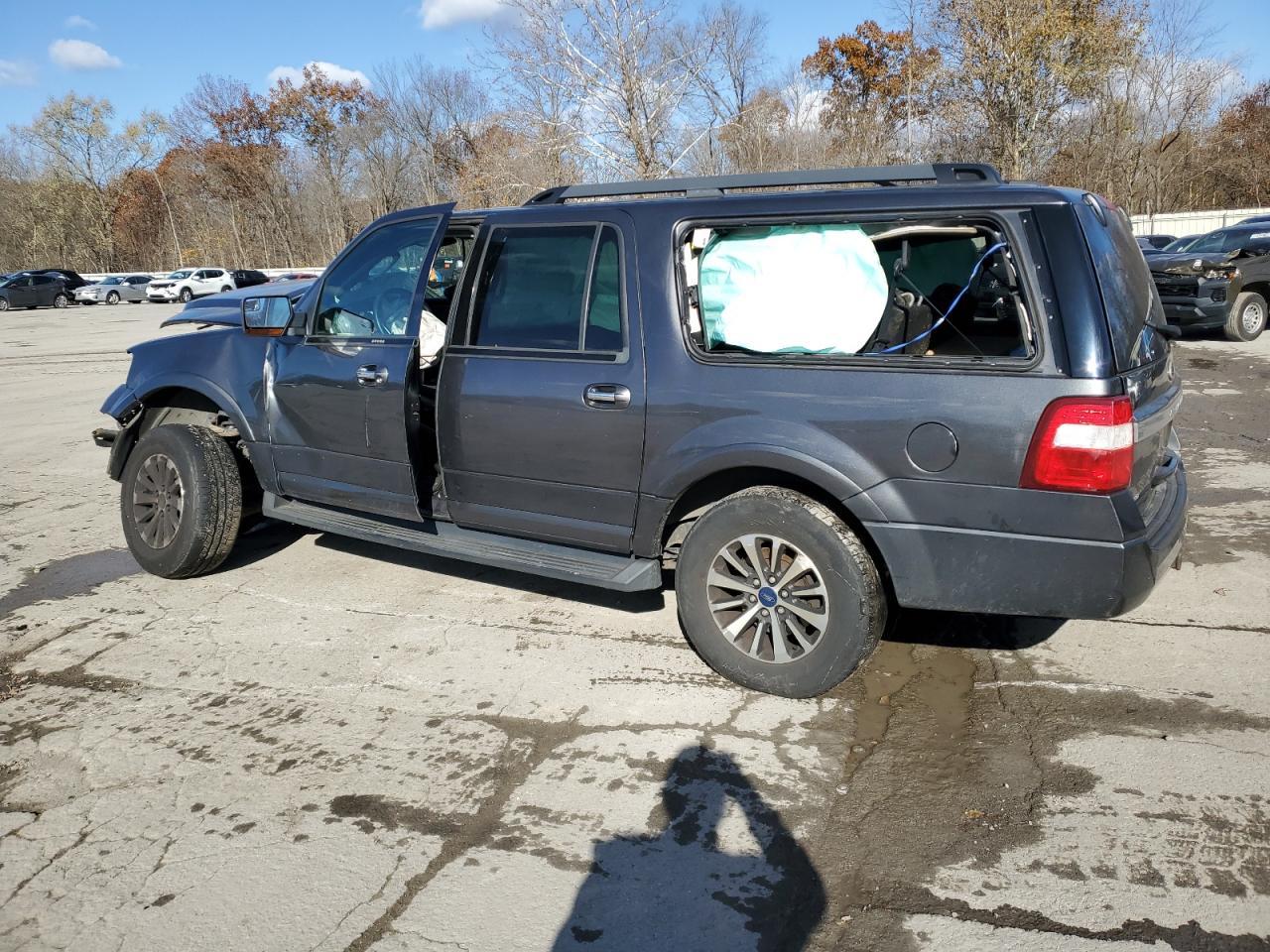 2016 Ford Expedition El Xlt - Image 2